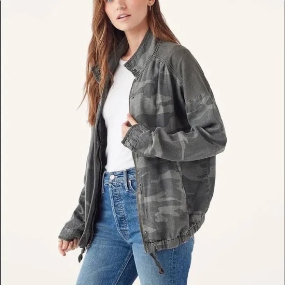 Splendid jacket camp size small